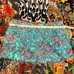 Lands End navy/white/turquoise floral pattern swim skirt, size 14W